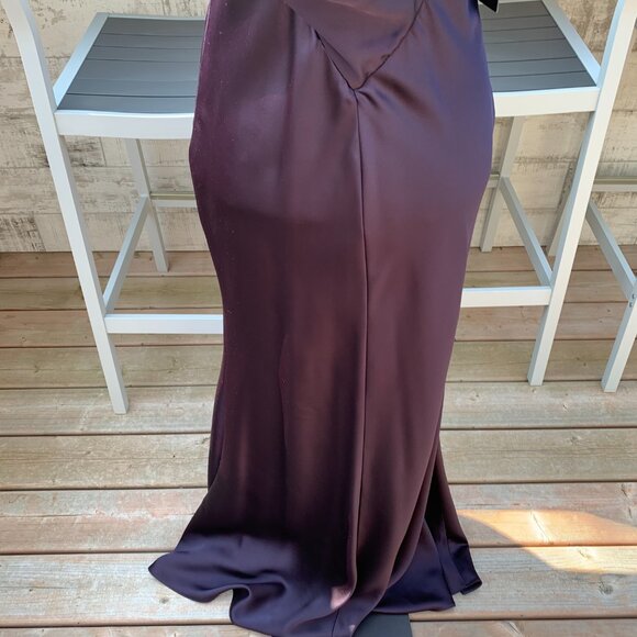 Marina Formal Gown NWT Burgundy Empire Waist Evening Bridesmaid Maxi Dress - Picture 7 of 16